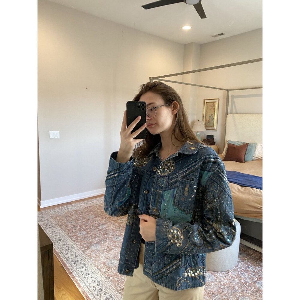Chico’s Design Denim Jacket Size 2 Embellished Felt & Bedazzled Details - Picture 4 of 14